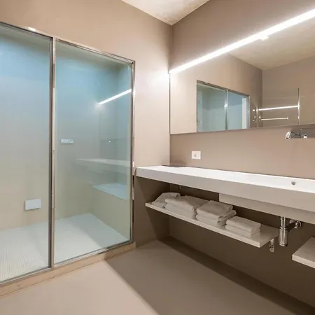 Natalia Luxury Verona